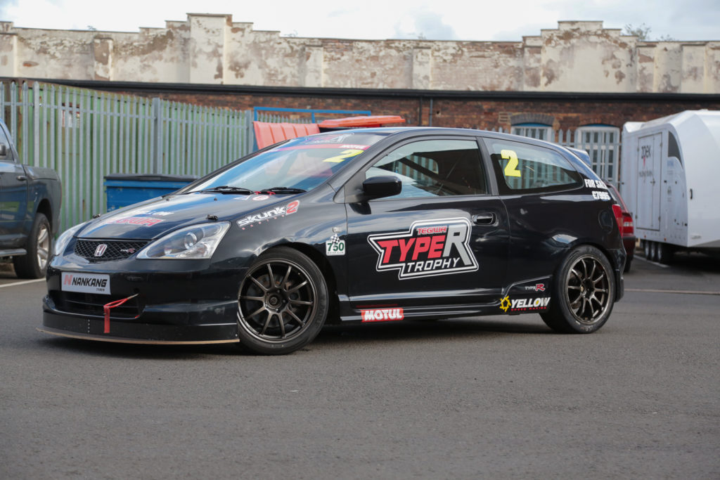 6,318 results for honda civic type r ep3. 